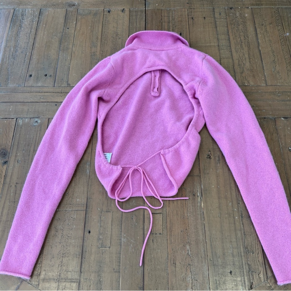 FRANKIES BIKINIS Mary Jane 100% Cashmere Polo Open Tie Back Sweater Medium Rose - Picture 7 of 10